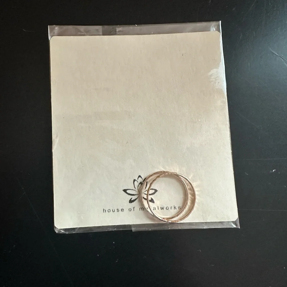 2 Stackable Gold-Plated Rings, size 5 - Picture 1 of 1